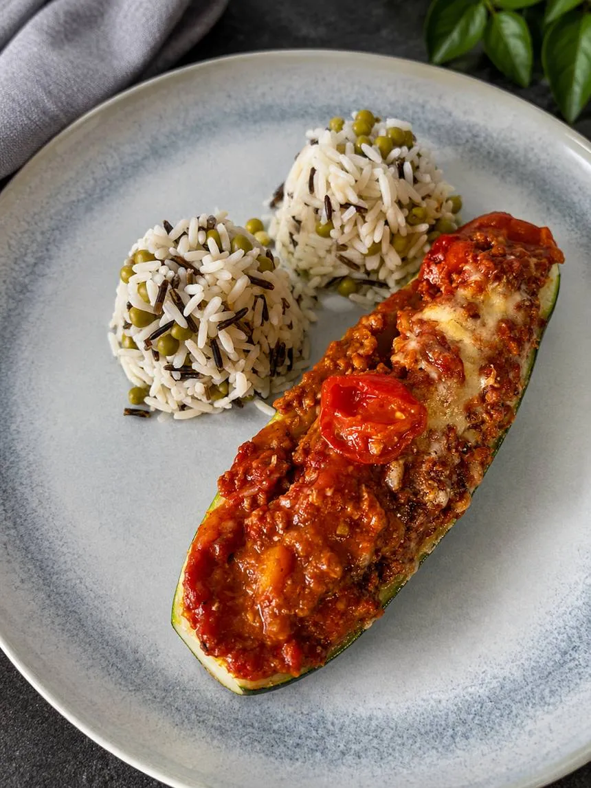 Gefüllte Zucchini-Schiffli